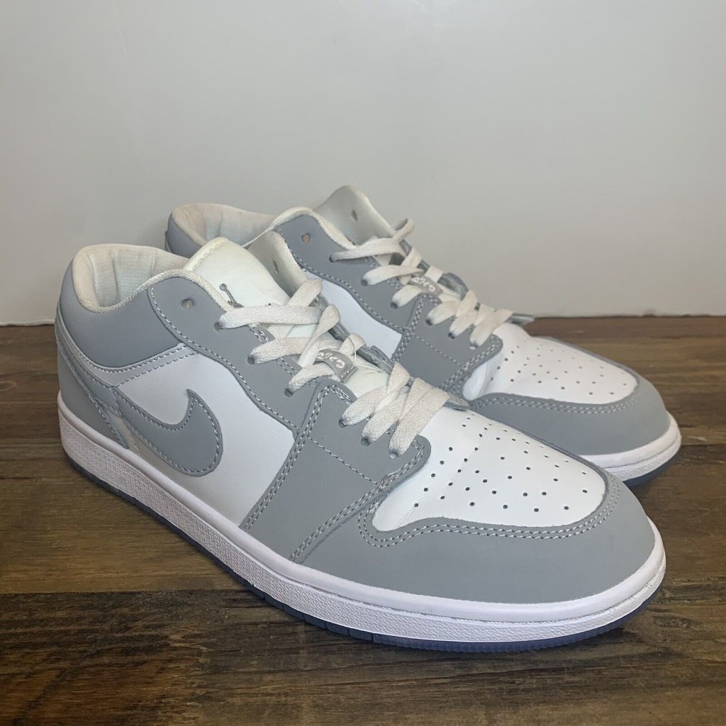 Nike Air Jordan 1 Low Wolf Grey White Aluminum 2021 Dc0774-105 Women's Size 10